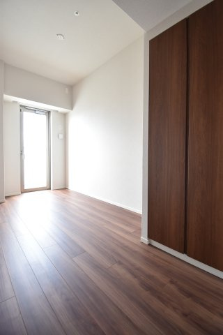 リバーガーデンタワー上町台筆ヶ崎の洋室
