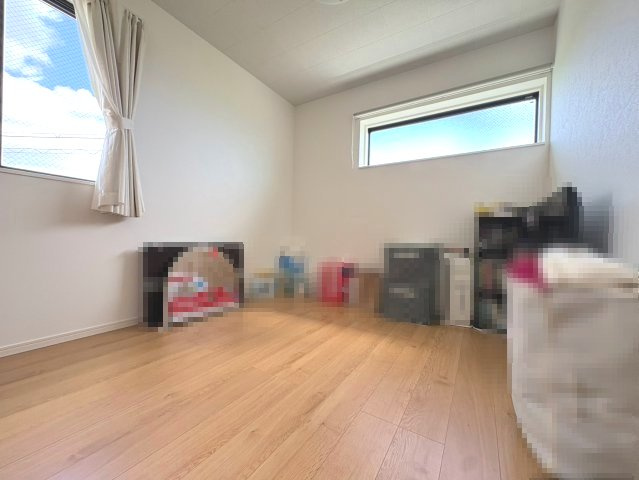 長岡京市久貝2丁目　　　の洋室|洋室（約7帖）
お子様部屋や書斎等、様々な用途でご使用いただけます。