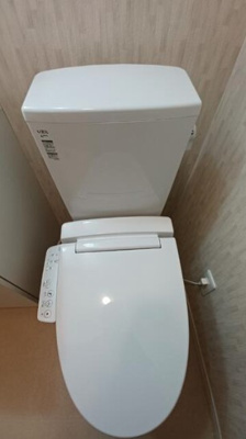 【トイレ】 | ユーフォリア | ※同物件・反転タイプの写真です。