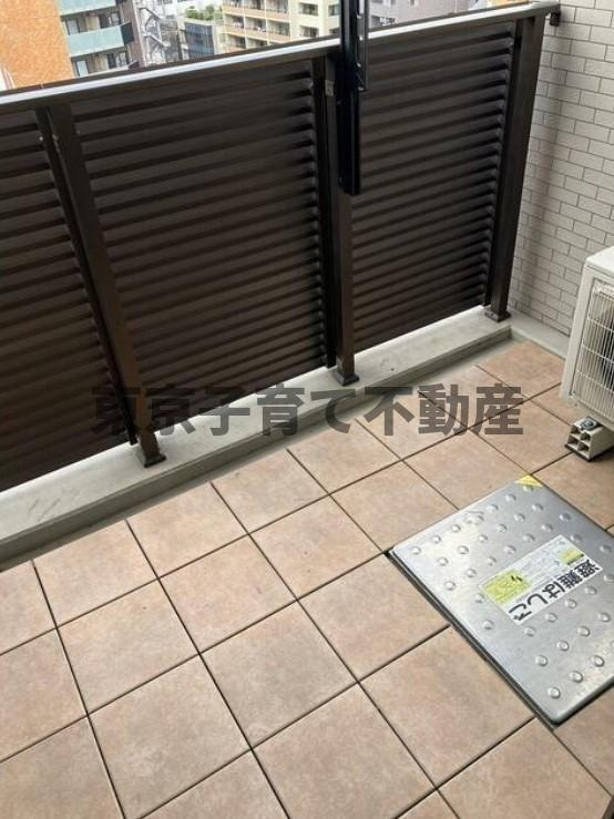 プラウド神楽坂のバルコニー