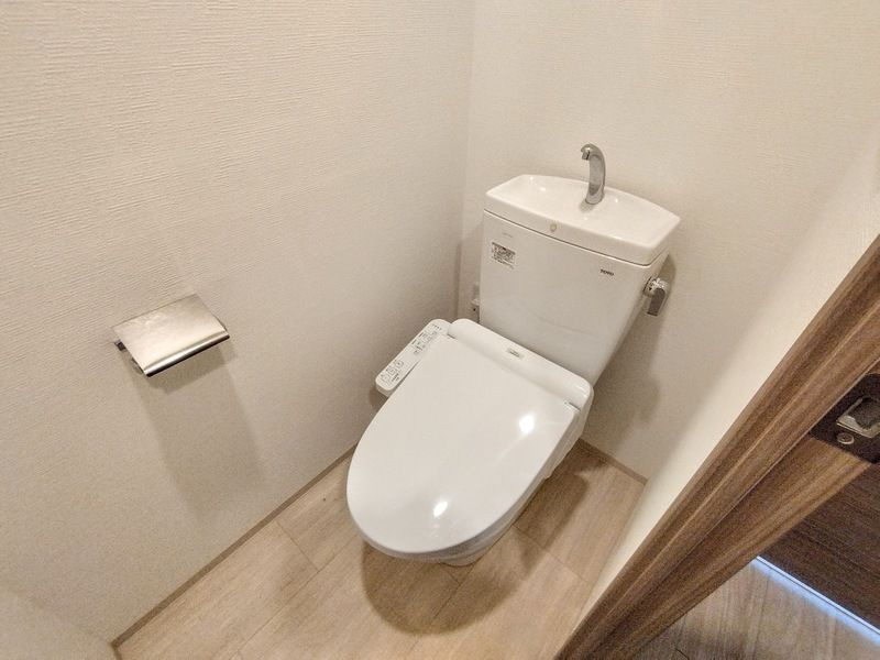 レジュールアッシュOSAKA今里駅前のトイレ