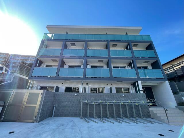 川崎市麻生区百合丘１丁目の賃貸マンションの外観