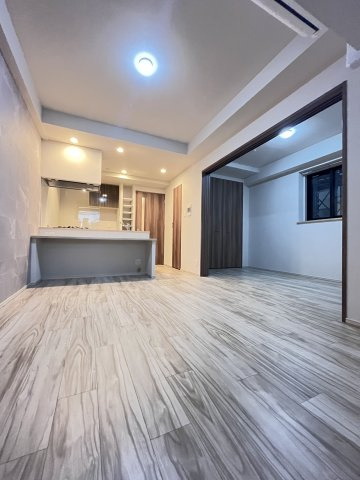 大阪市都島区内代町１丁目の賃貸マンションの居間・リビング