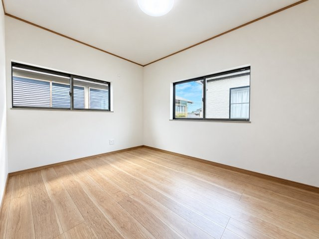 湖南市宝来坂1丁目の洋室