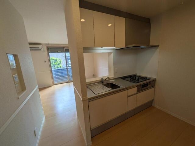 狛江市西野川１丁目のアパートのキッチン