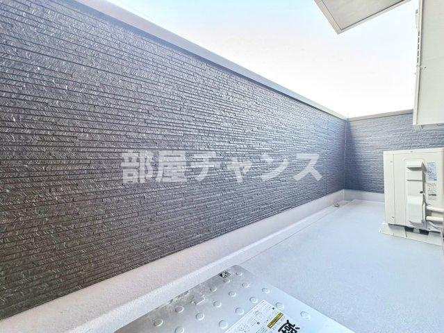 ジトローネ庄内のバルコニー
