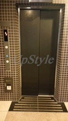 【玄関】 | フュージョナル秋葉原