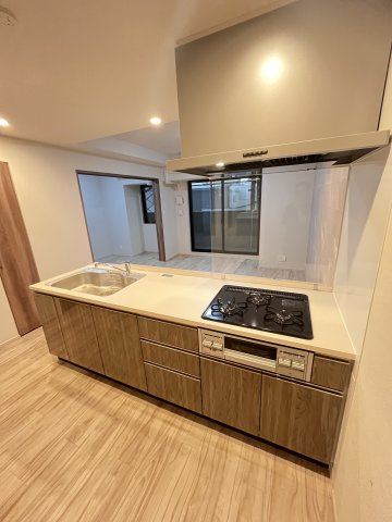 大阪市都島区内代町１丁目の賃貸マンションのキッチン