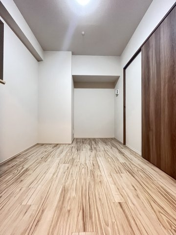 大阪市都島区内代町１丁目の賃貸マンションの寝室