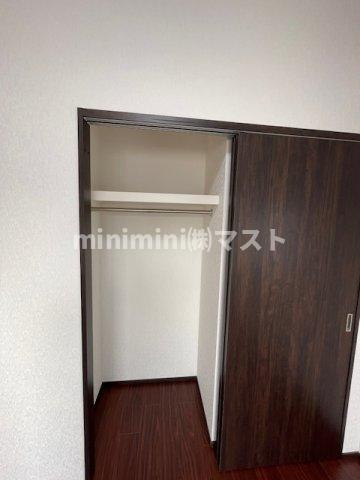 大阪市東成区玉津１丁目の賃貸マンションの収納