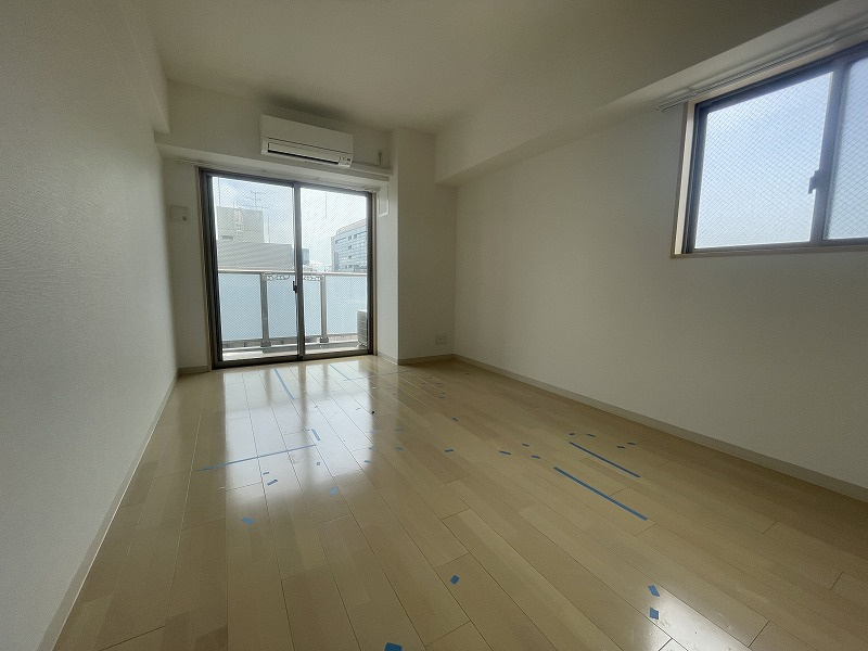 大阪市中央区南船場２丁目の賃貸マンションの居間・リビング
