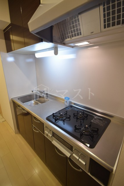 大阪市中央区南船場２丁目の賃貸マンションのキッチン|※同マンションの違うタイプのお部屋です
