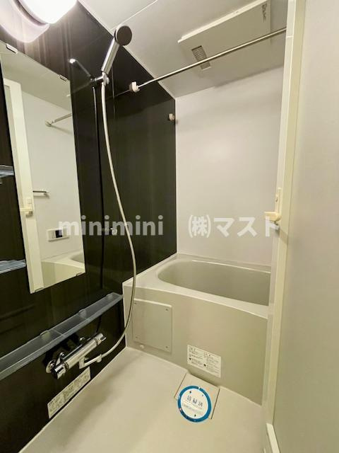 大阪市中央区博労町２丁目の賃貸マンションの浴室