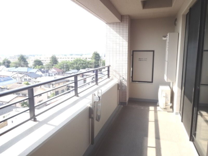 小金井市梶野町５丁目の賃貸マンションのバルコニー