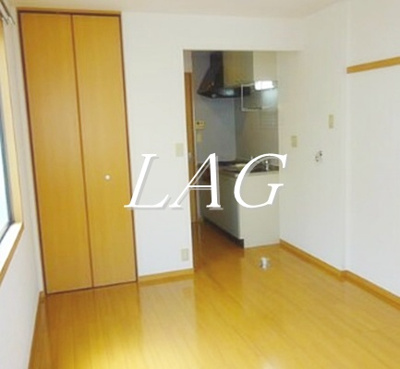 【居間・リビング】 | グリーンハイツ | 洋室のお部屋です。