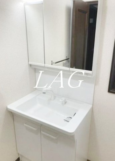 【洗面所】 | 北千束一丁目住宅 | 独立洗面台です。