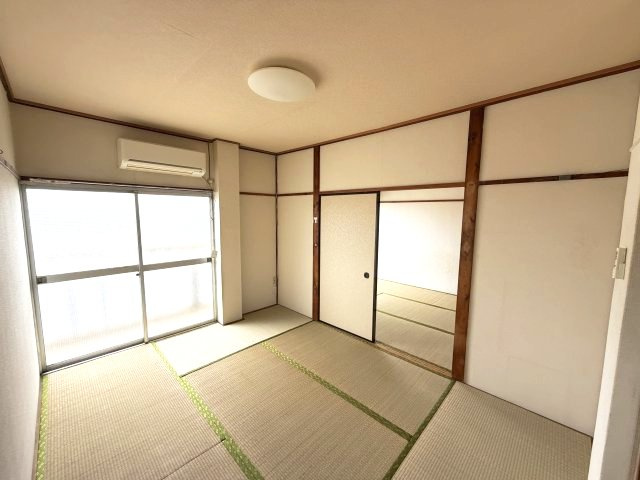 富士コーポの和室