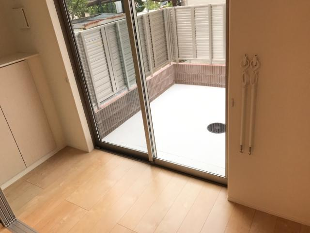 【バルコニー】こでまり館