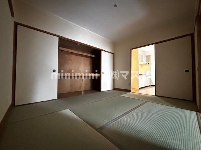 シャトー南船場の和室