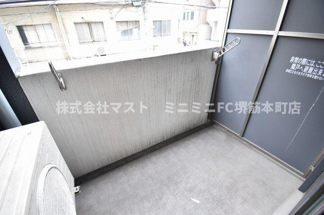 大阪市中央区松屋町住吉の賃貸マンションのバルコニー