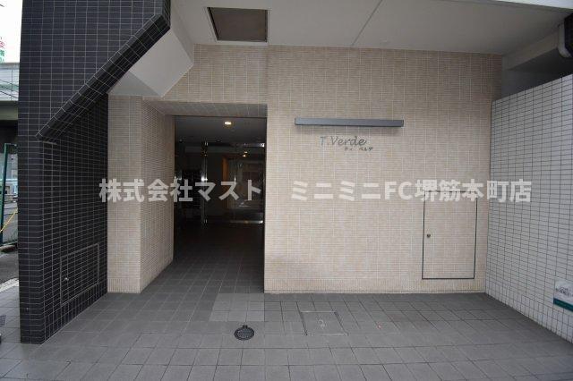 大阪市中央区松屋町住吉の賃貸マンションのエントランス