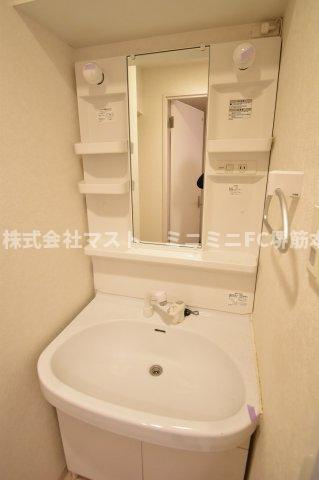 大阪市中央区松屋町住吉の賃貸マンションの洗面所