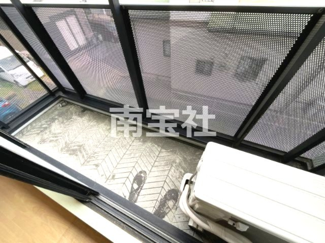 【バルコニー】