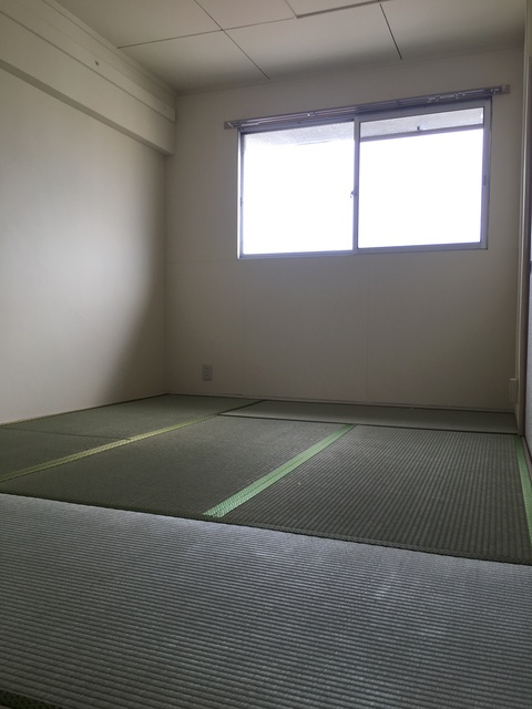 【寝室】