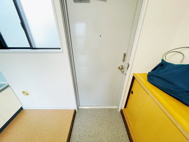 ライフスペース東田端の玄関