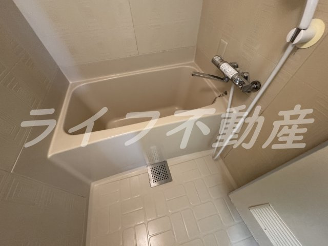 第2高山ハイツの浴室|日々の暮らしに欠かせないお風呂です