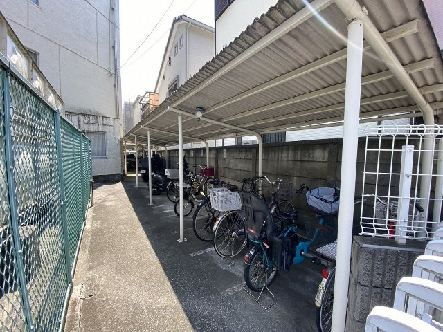 わらびスカイハイツの駐輪場|駐輪場