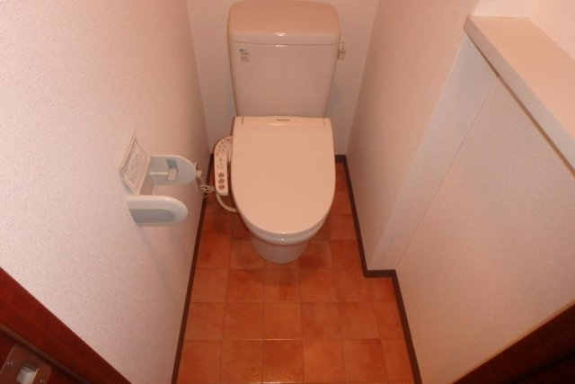 フェニックス初台のトイレ|ゆったりとした空間のトイレです