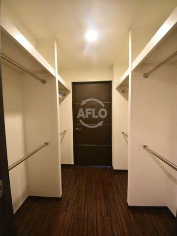 アーバネックス大手前の収納|アーバネックス大手前　ウォークインクローゼット