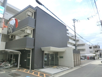 オートロック・防犯カメラ付きで安心です！