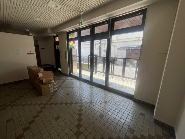 ペリエ新松戸のロビー