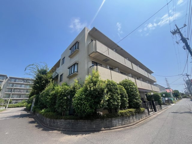 ペリエ新松戸の外観