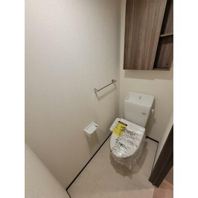 西宮市中殿町のアパートのトイレ