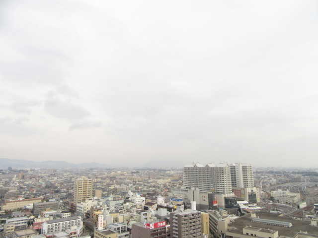 西宮市両度町の賃貸マンションのバルコニー