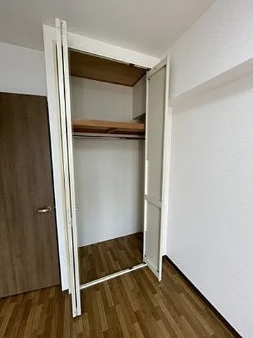 西宮市二見町の賃貸マンションの収納