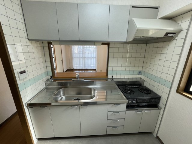 西宮市二見町の賃貸マンションのキッチン