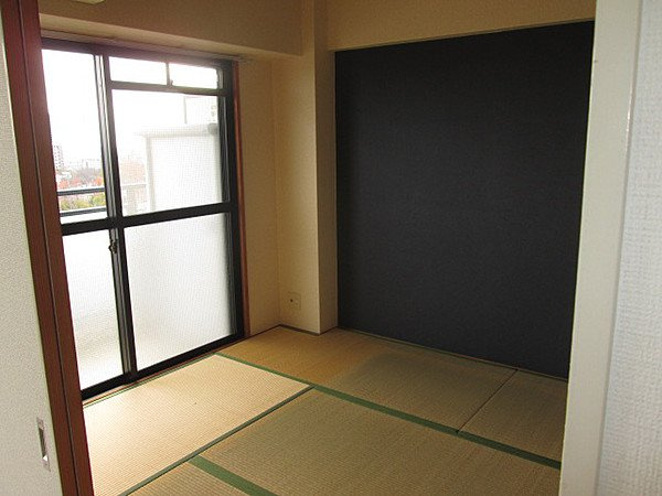 グリーンノート青谷の和室