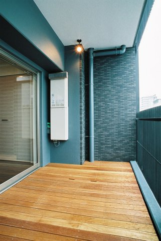 神戸市灘区友田町３丁目の賃貸マンションのバルコニー