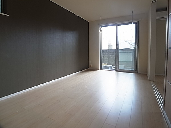神戸市東灘区深江本町４丁目の賃貸マンションの居間・リビング