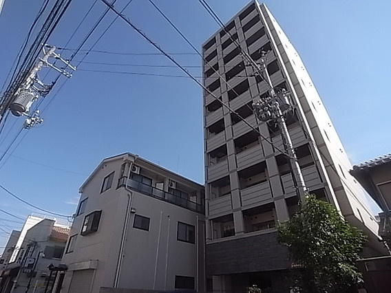 ライジングコート深江本町フラワーパークの外観