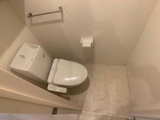 ウォシュレット付きのトイレです♪