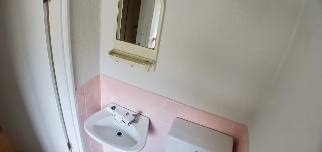 浴室内に洗面台付き！