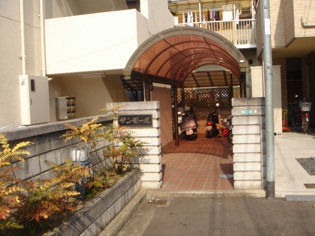 サンモールのエントランス