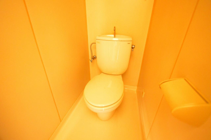 シンプルで使いやすいトイレです☆
