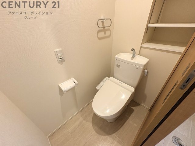 ウォシュレット付きのトイレです♪