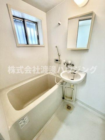ミーテ江坂の浴室